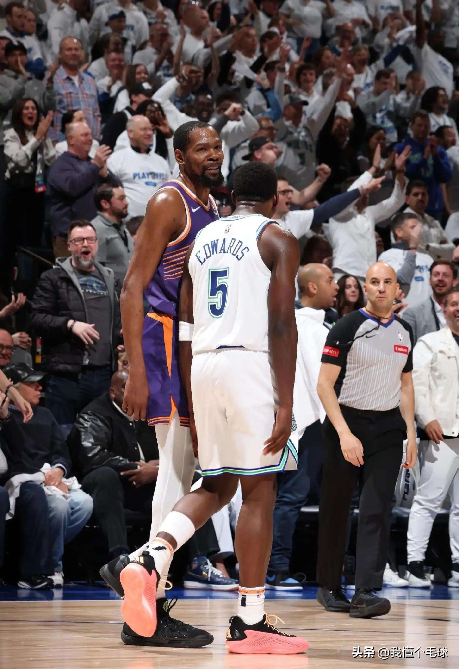 包含杜兰特在独行侠比赛中反败为胜,最后时刻胜出引发热议!引发球迷热议的词条 包含杜兰特在独行侠比赛中反败为胜,最后时刻胜出引发热议!引发球迷热议的词条