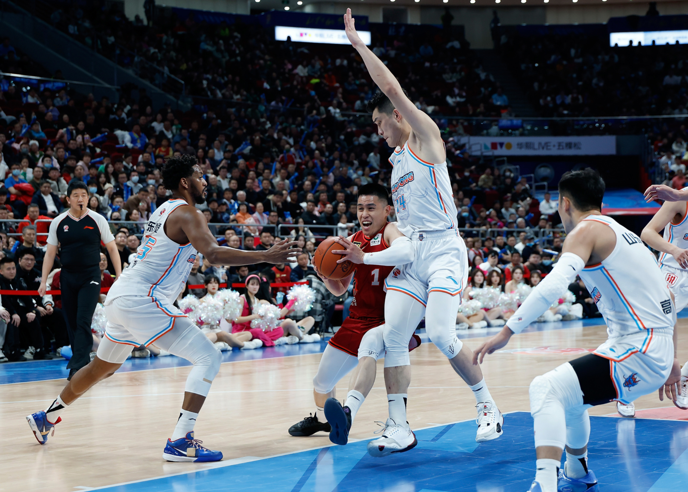 包含赛后体能课后,尤文图斯战术微调备战CBA常规赛,引发热议,阵容厚度经受考验的词条 包含赛后体能课后,尤文图斯战术微调备战CBA常规赛,引发热议,阵容厚度经受考验的词条