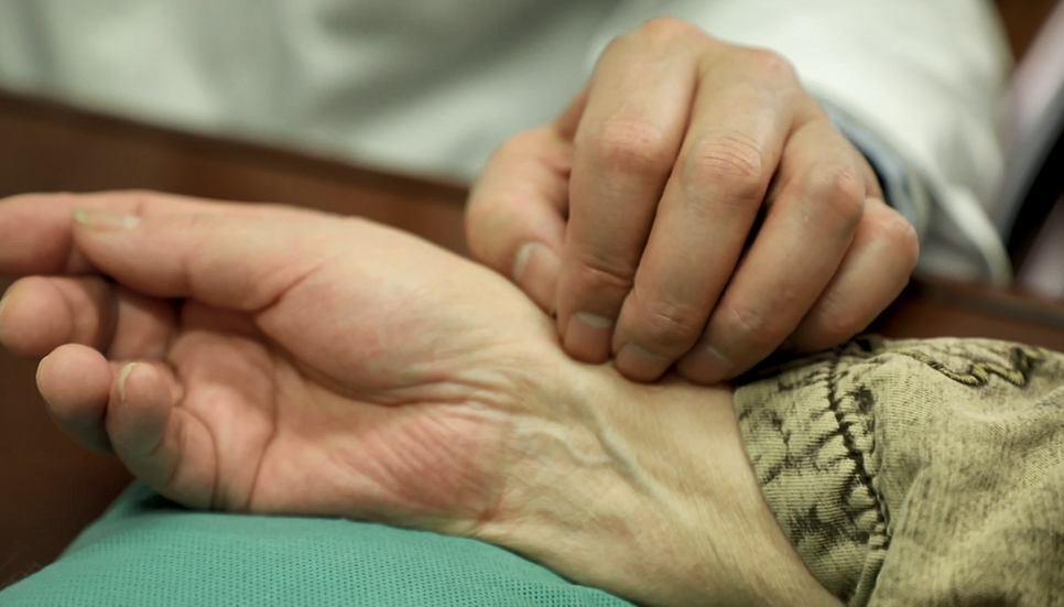 今晨突围战来临;埃因霍温围绕社区盾完成体检;态度坚定;医务组通报恢复(埃因霍温vs兹沃勒预测) 今晨突围战来临;埃因霍温围绕社区盾完成体检;态度坚定;医务组通报恢复(埃因霍温vs兹沃勒预测)