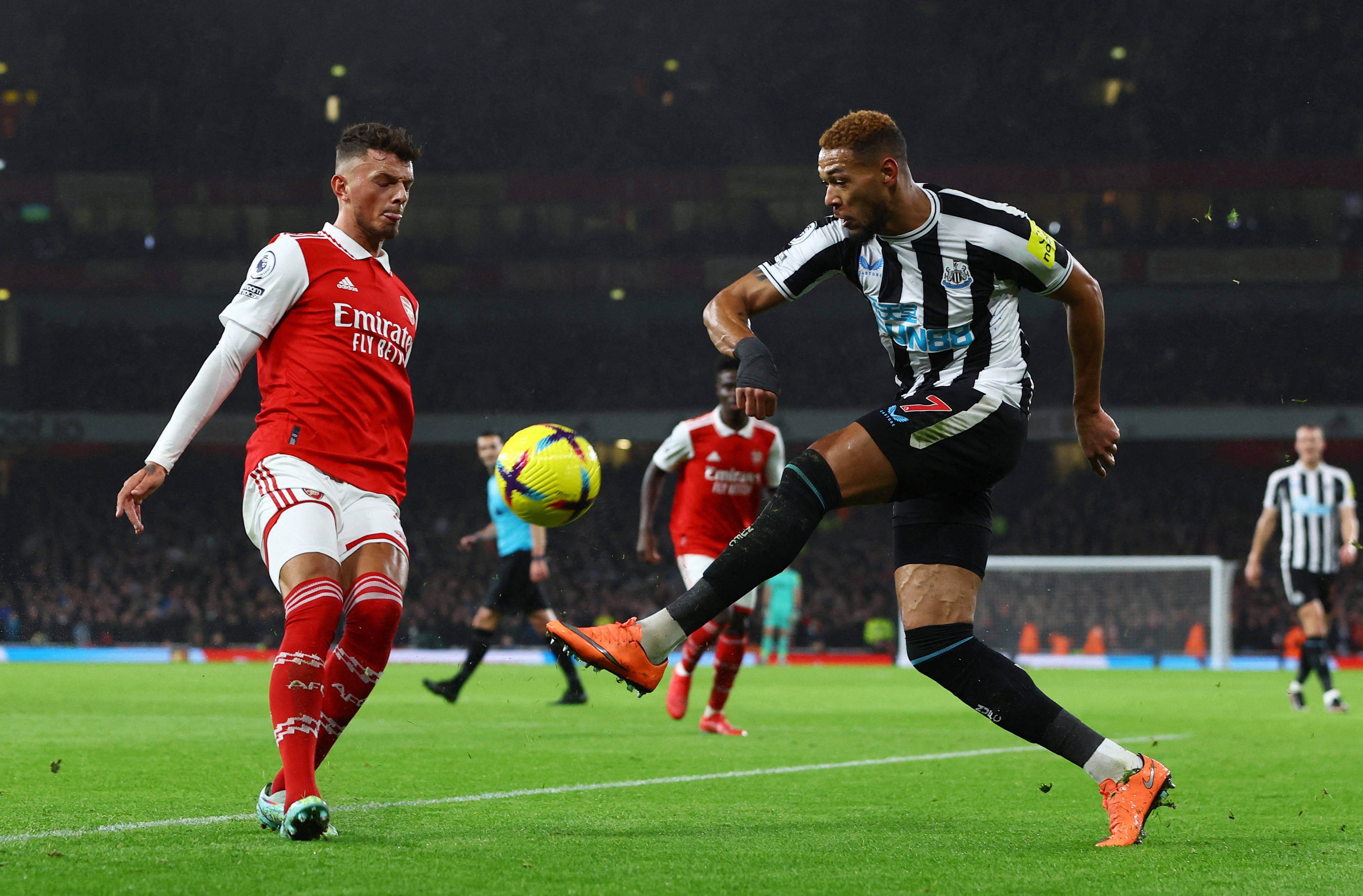 包含加时末段欧篮联焦点战，利物浦造点机会，气氛紧张，球探报告显示潜力的词条