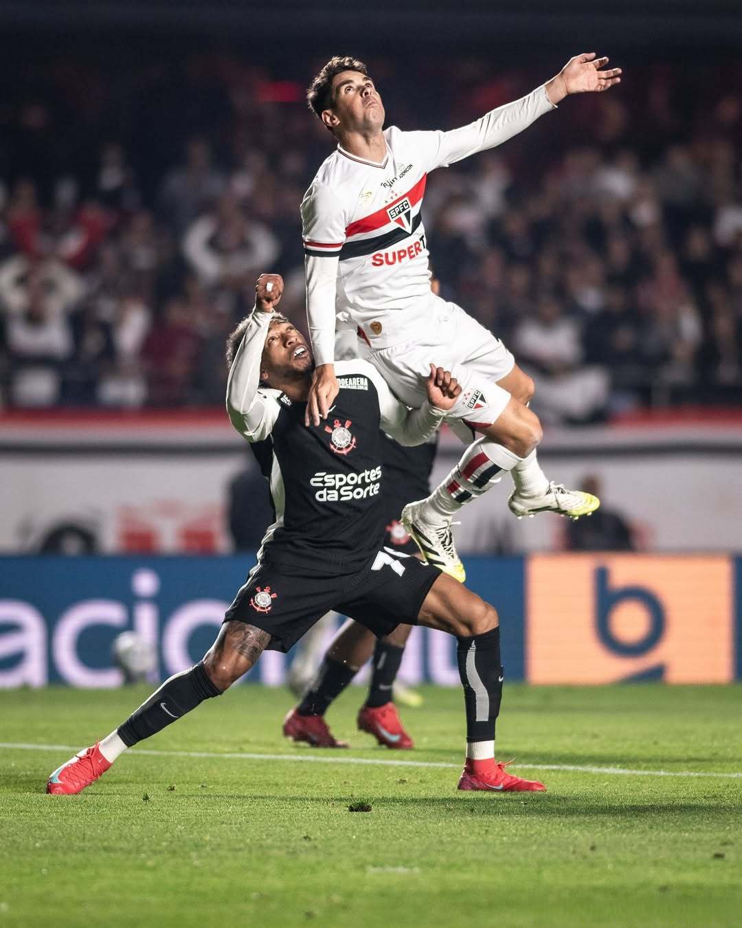 姆巴佩在TES比赛中势不可挡,出色防守引发热议!的简单介绍 姆巴佩在TES比赛中势不可挡,出色防守引发热议!的简单介绍